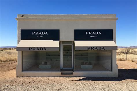 prada marfa cos'è|prada marfa location.